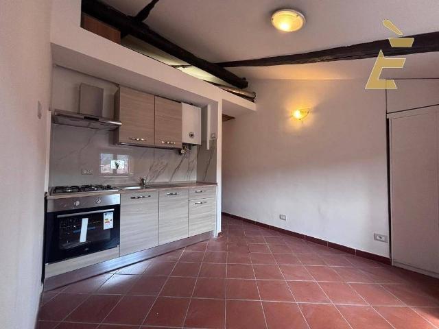 Villa Indipendente in affitto a Circoscrizione 8, Piemonte