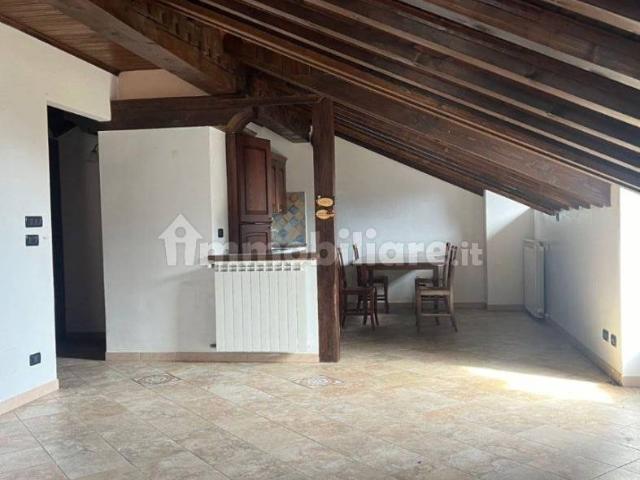 Villa Indipendente in affitto a Unione Montana di Comuni delle Valli di Lanzo, Ceronda e Casternone, Piemonte