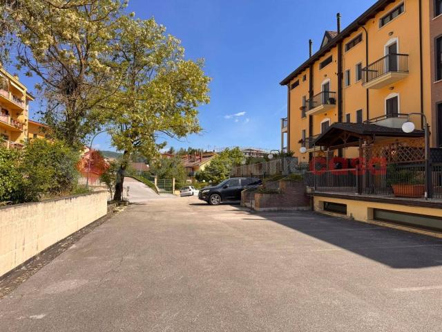 Villa Indipendente in affitto a Castel Di Sangro, Abruzzo