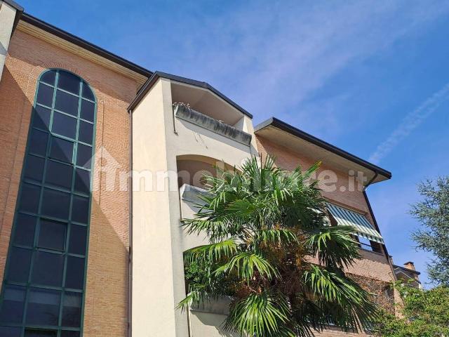 Villa Indipendente in affitto a Cesate, Lombardia