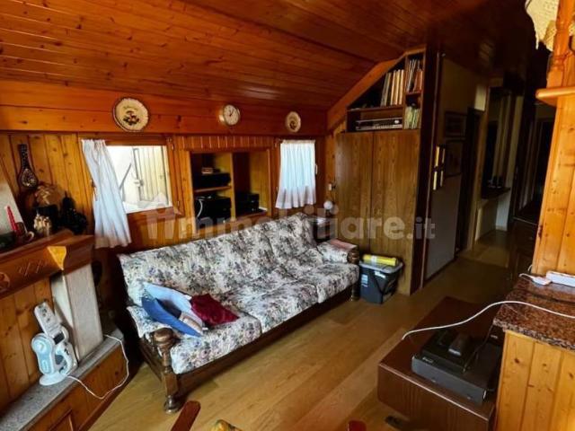 Villa Indipendente in affitto a Rosmarino, Carbonia