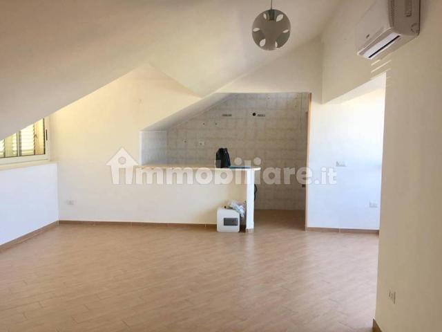 Villa Indipendente in affitto a Casalnuovo Di Napoli, Campania
