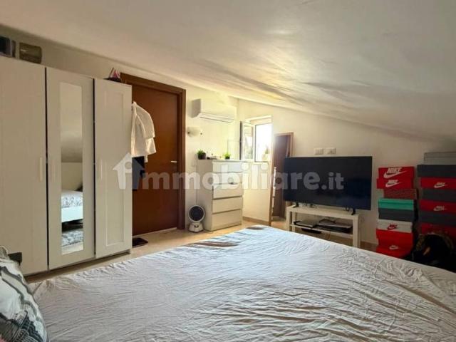 Villa Indipendente in affitto a Ponte Linari, Roma Capitale