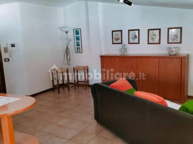 Villa Indipendente in affitto a Ortona, Abruzzo