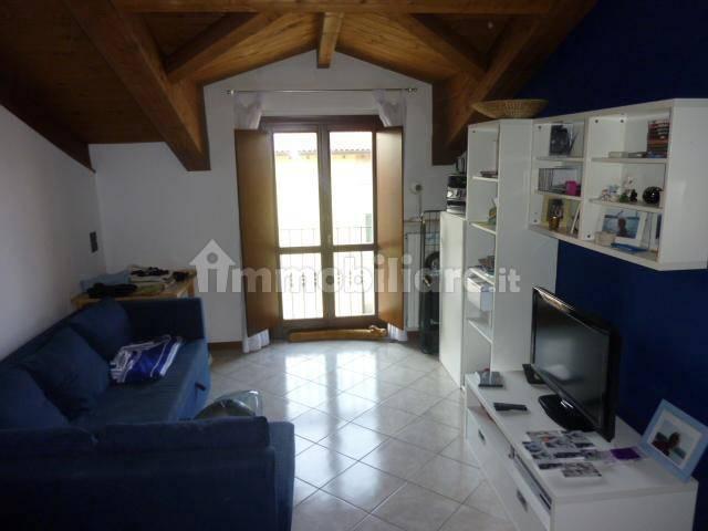 Villa Indipendente in affitto a Vallone Nuovo, Pavia