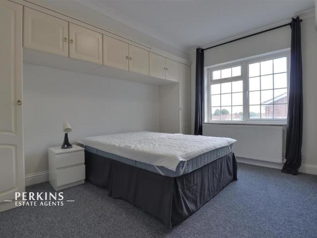 House for rent in London Borough of Ealing, Greenford