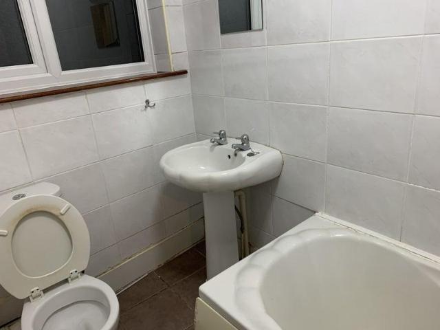 Apartment for rent in London Borough of Ealing, Greater London