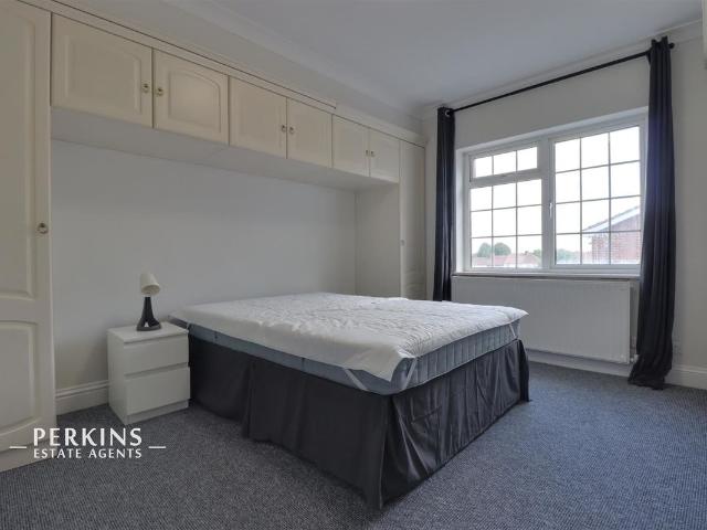 Room for rent in London Borough of Ealing, Greater London