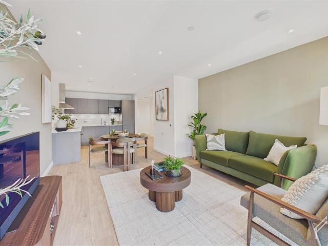 House for rent in London Borough of Hounslow, Strand