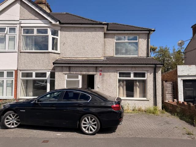 House for rent in South Hornchurch, Greater London