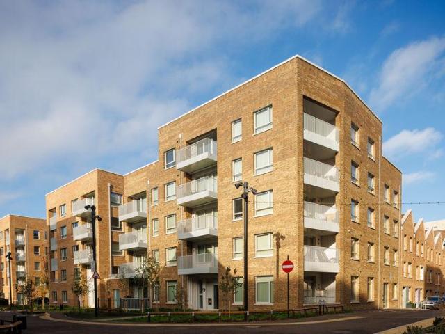 Apartment for rent in Scrattons Farm, Greater London