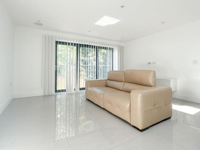 Apartment for rent in Fretherne, Hertfordshire
