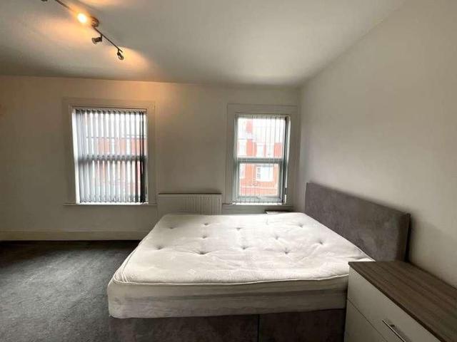 Room for rent in Hexthorpe, South Yorkshire