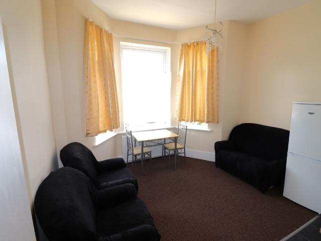 Apartment for rent in Gants Hill, Greater London