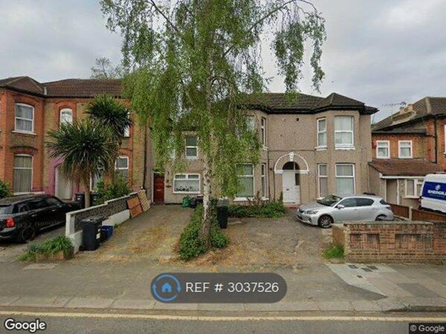 Apartment for rent in Gants Hill, Greater London