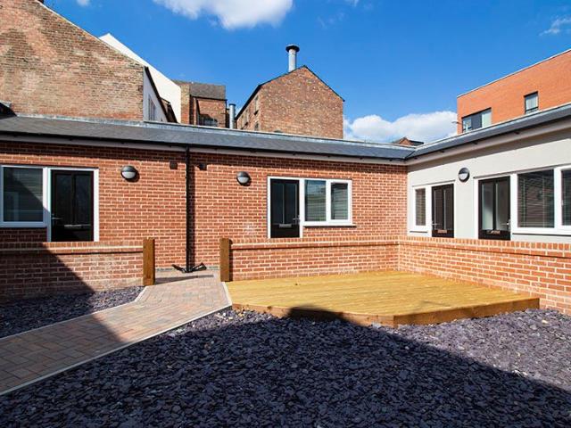 Studio for rent in Haddon, East Midlands