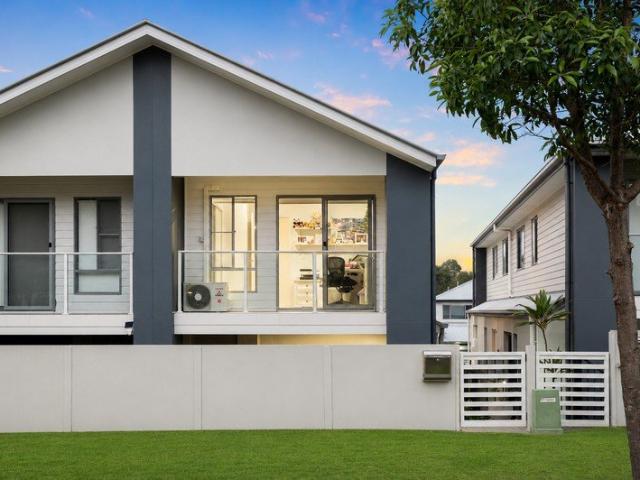 Townhouse for sale in Toombul, Queensland