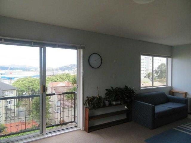Apartment for rent in Wadestown, Wellington