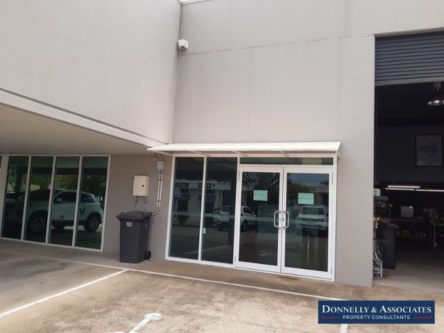 Warehouse for rent in Toombul, Queensland