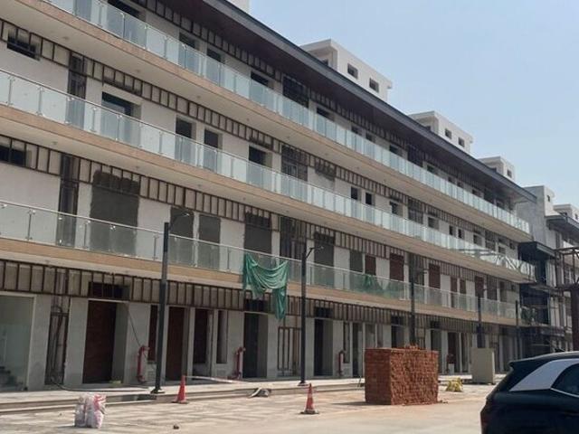 Commercial for sale in Hariana