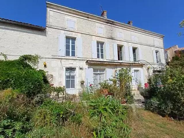 Maison vente à Confolens, Mansle