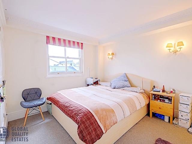 Apartment for rent in Brompton, Greater London