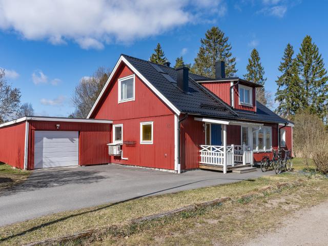 Villa till salu i Örbyhus, Uppsala