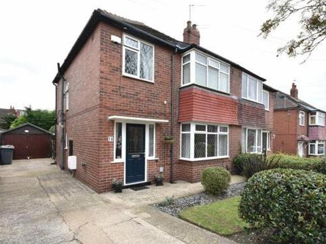 House for sale in Austhorpe, West Yorkshire