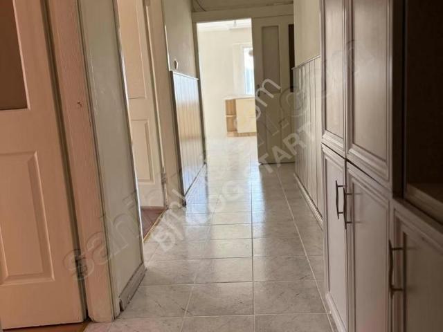 Bayrakli, İzmir içerisinde satılık mülk