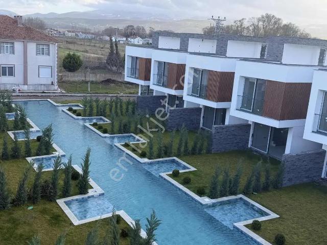 Engiz Mahallesi, 19 Mayıs içerisinde satılık Villa