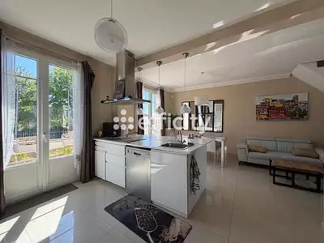 Maison vente à Mantes-la-Jolie, Mantes-la-jolie