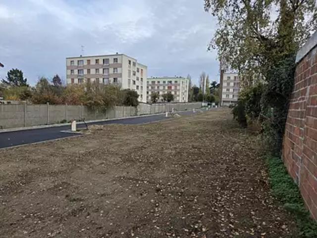 Terrain vente à Mantes-la-Ville, Yvelines