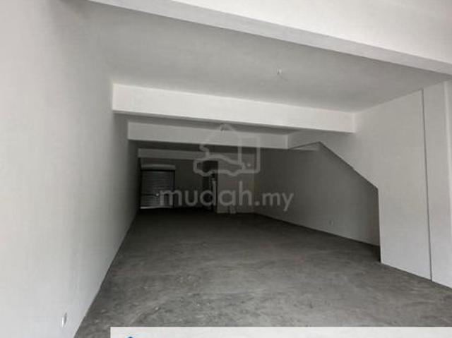 Shop for sale in Mantin, Negeri Sembilan