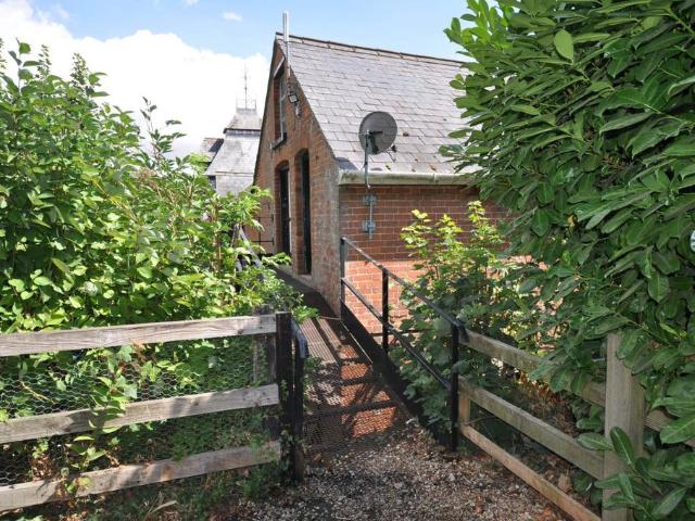 Apartment for rent in Easton Royal, Wiltshire