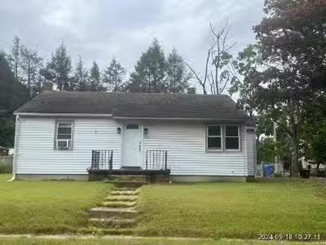 House for sale in Sewell