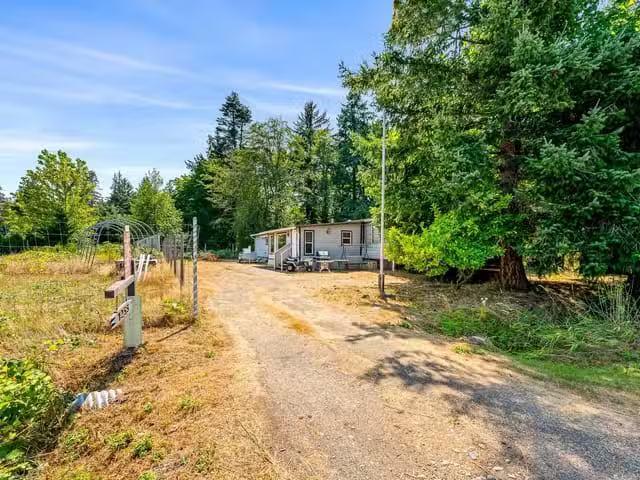 House for sale in Comox, British Columbia