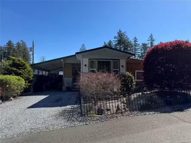 House for sale in Cowichan Bay, British Columbia