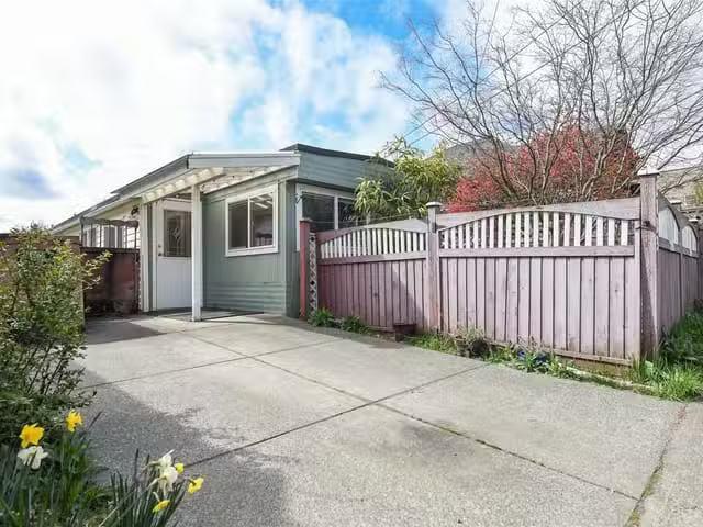 House for sale in Mulhurst Bay, Ontario