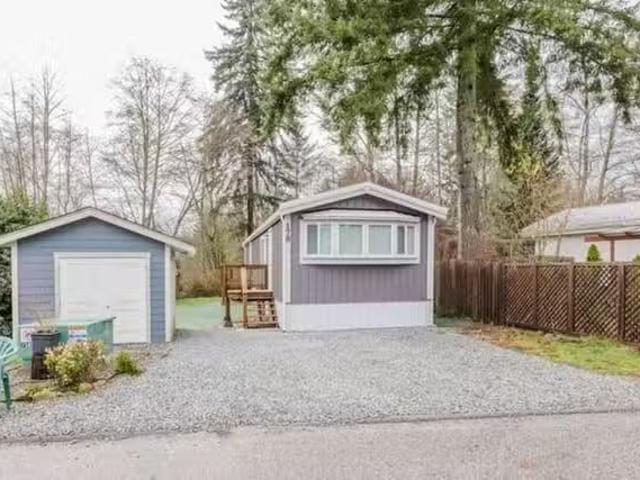 House for sale in Gibsons, British Columbia