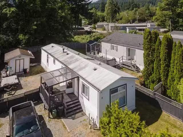 House for sale in Gibsons, British Columbia