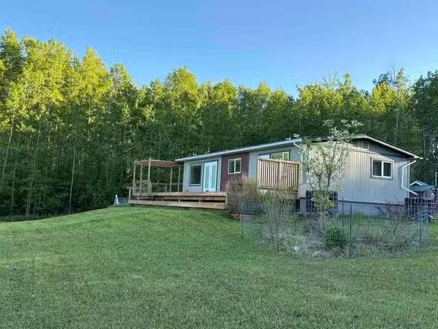 House for sale in Hudson's Hope, British Columbia