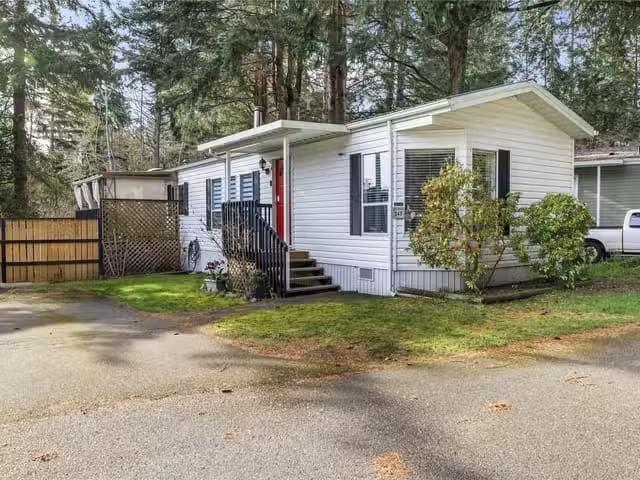 House for sale in Nanoose Bay, British Columbia