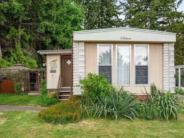 House for sale in Nanoose Bay, British Columbia