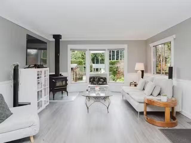 House for sale in Roberts Creek, British Columbia