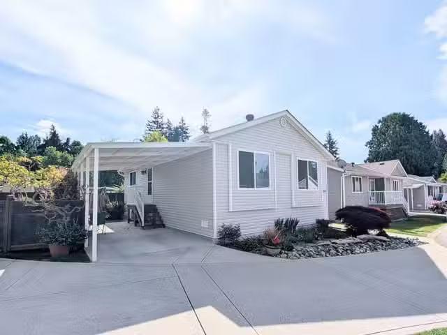 House for sale in Sechelt, British Columbia