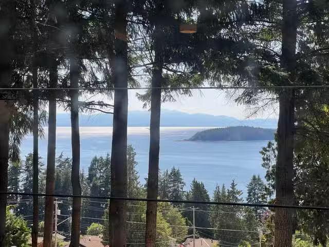 House for sale in Sechelt, British Columbia