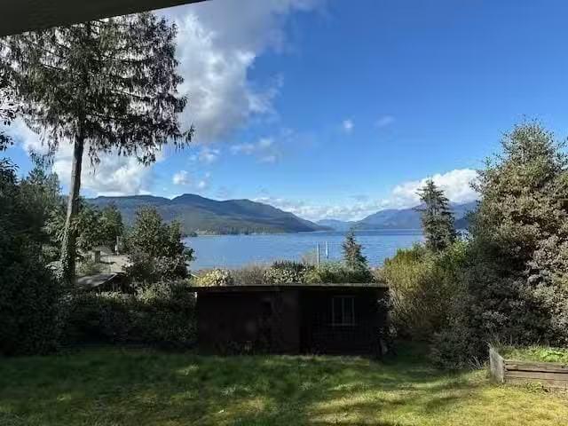 House for sale in Sechelt, British Columbia