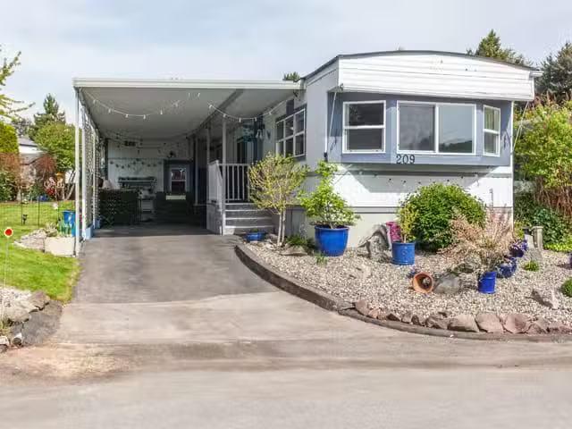 House for sale in Surrey, British Columbia