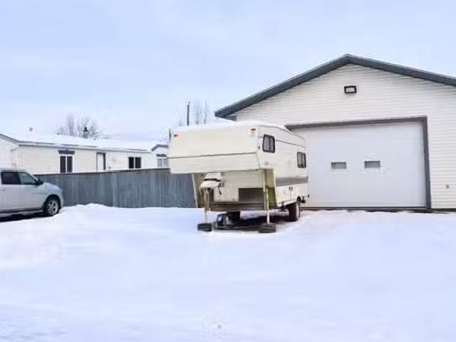House for sale in Taylor, British Columbia