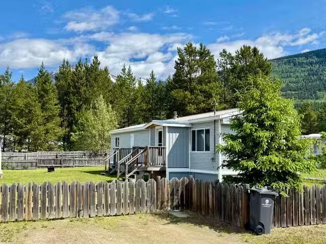 House for sale in Valemount, British Columbia